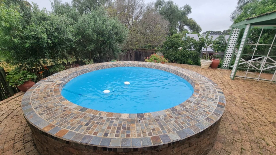 4 Bedroom Property for Sale in Darling Western Cape